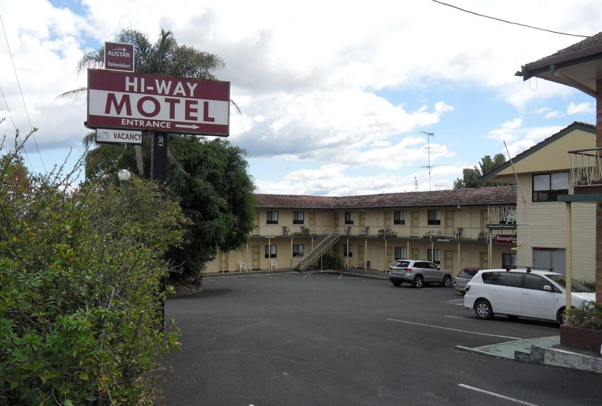 ไฮเวย์ โมเทล กราฟตัน Motel ภายนอก รูปภาพ